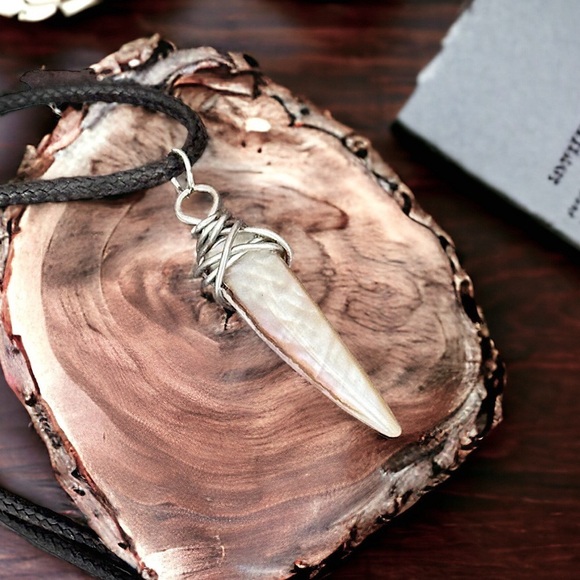 5 For $25💫Nautical Spear Sea Shell Pendant Necklace - Picture 4 of 6